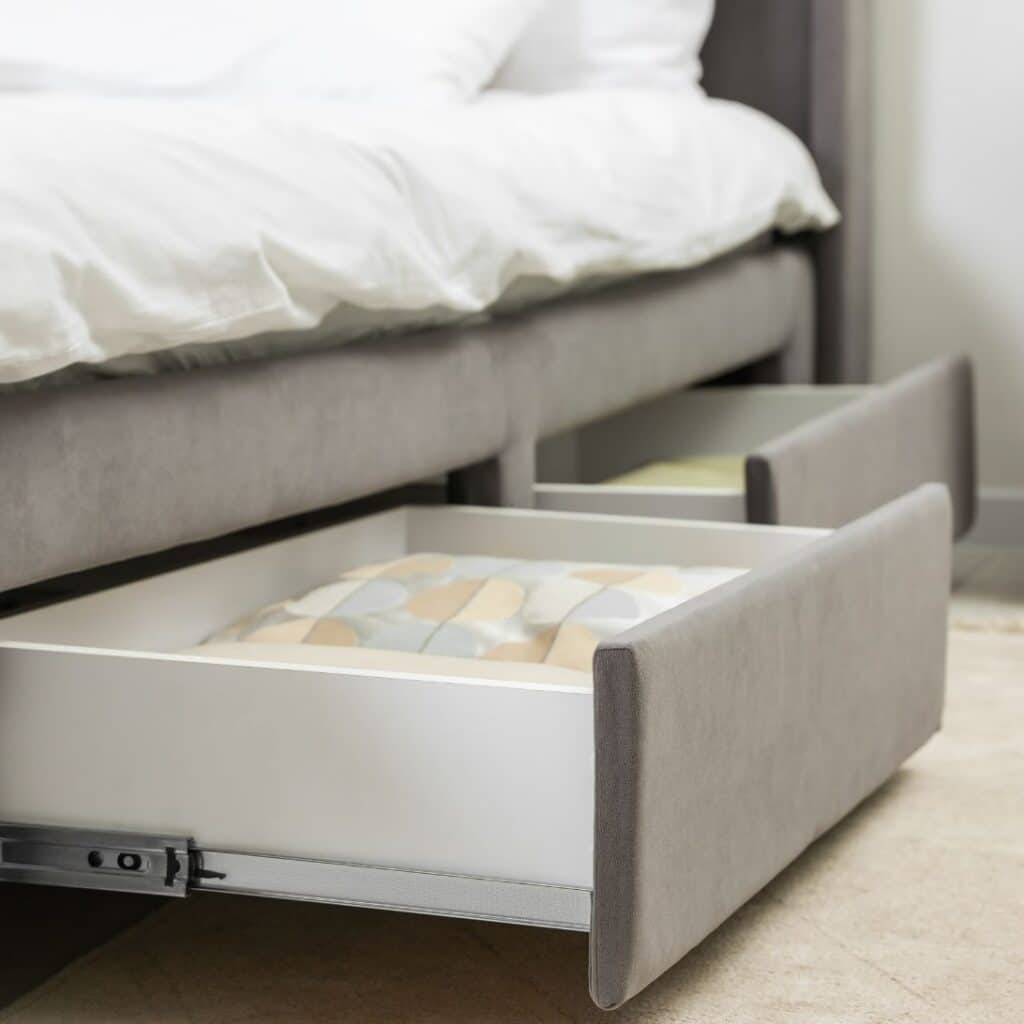 Boxspring van Beddenleeuw met opbergruimte
