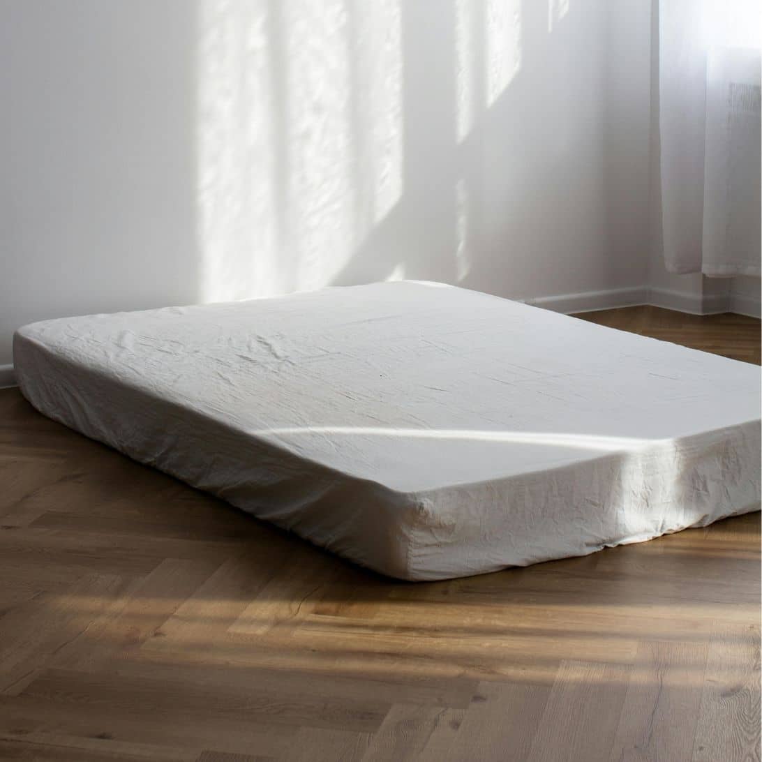 Matras op de grond