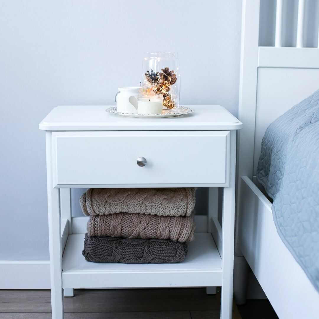 Nachtkastje en slaapkamer accessoires: de perfecte aanvulling